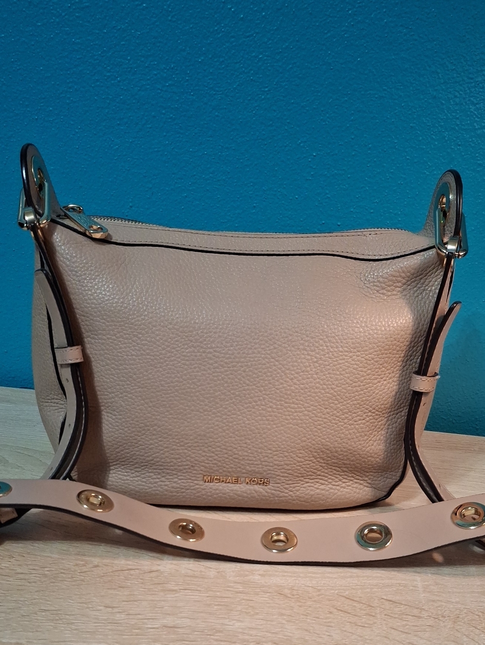 Michael Kors Raven Pebbled Leather Crossbody in Light Blush with Gold Hardware